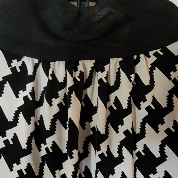 Top - Picture 7 of 7